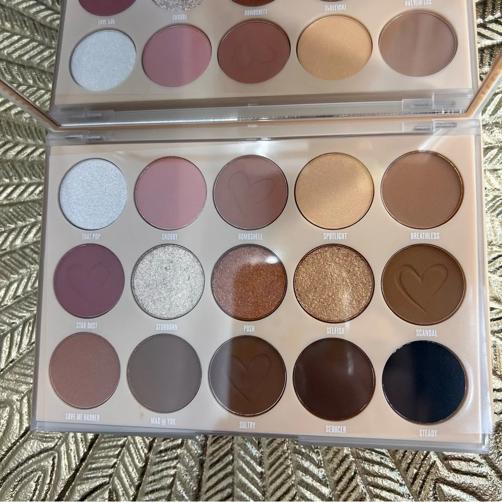 NWB NUDE X SHADOW PALETTE‎
